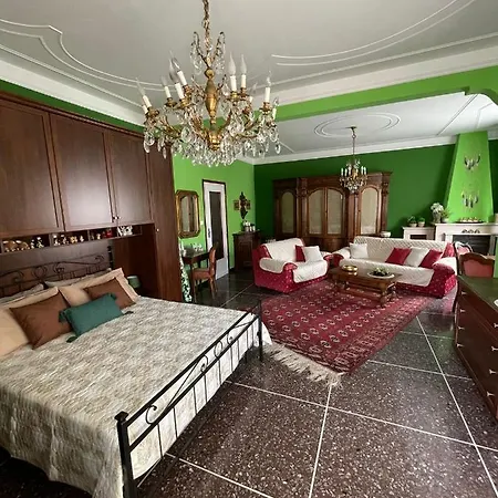 Bed and Breakfast Casa Adele - Serravalle Outlet *