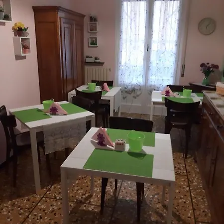Alojamento de Acomodação e Pequeno-almoço Casa Adele