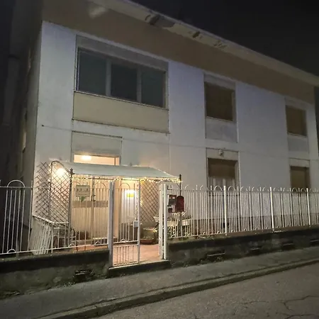Oda ve Kahvaltı Casa Adele Serravalle Scrivia